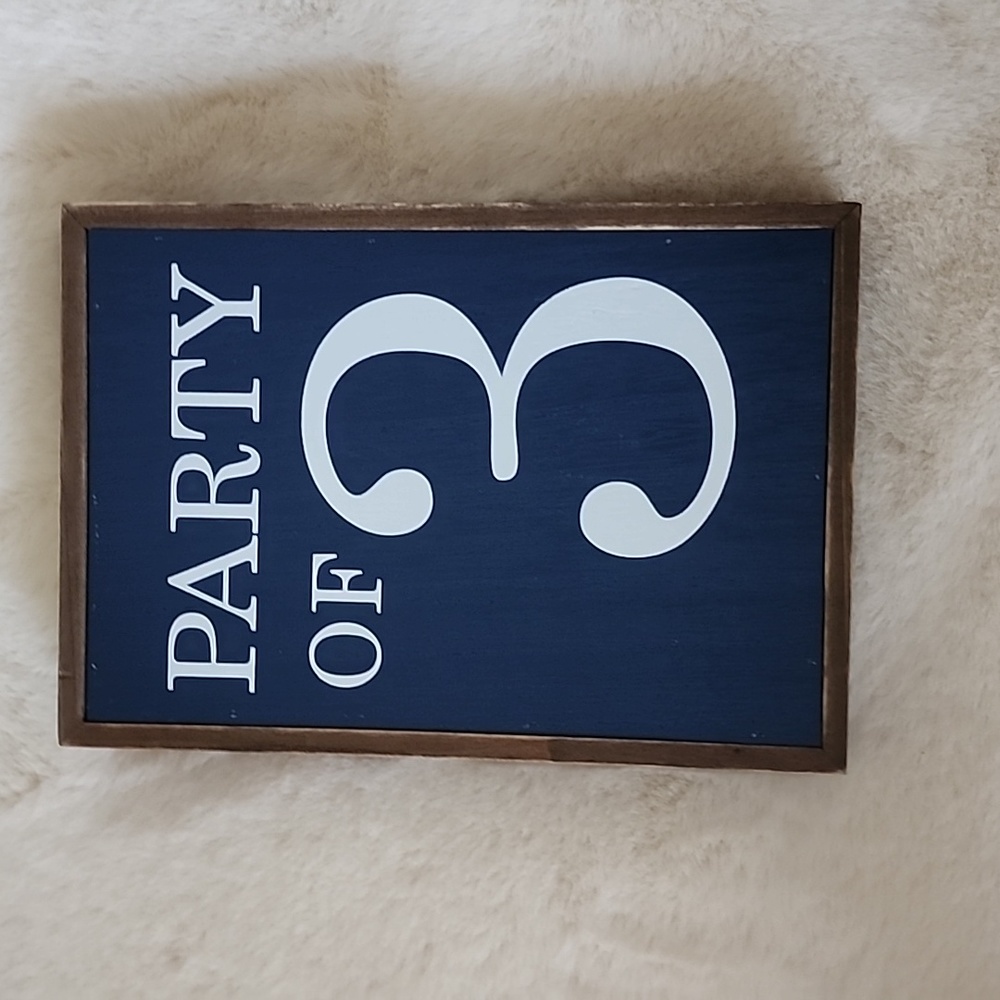 Baby announcement decor